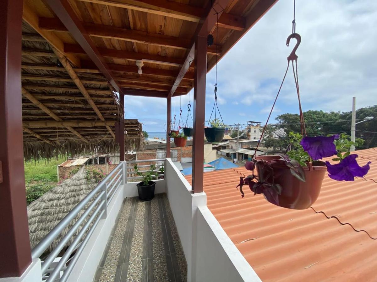 Haus Quentin Hotel Puerto Lopez Luaran gambar