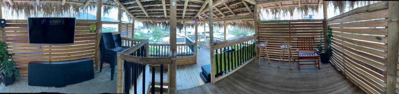 Haus Quentin Hotel Puerto Lopez Luaran gambar